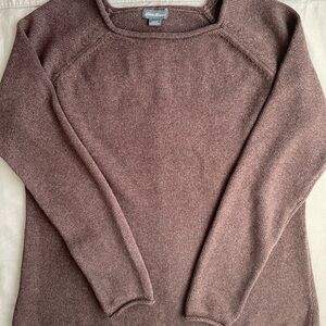 Eddie Bauer Women's Sweater in Rich Brown